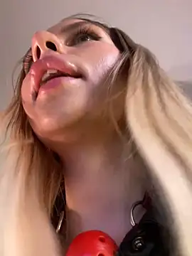 KittyKatyDream online show from November 25, 2025, 3:23 pm