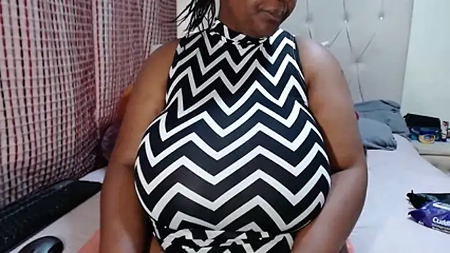 CHOCOLATEDARKBUSTYX online show from October 31, 2025, 6:03 am