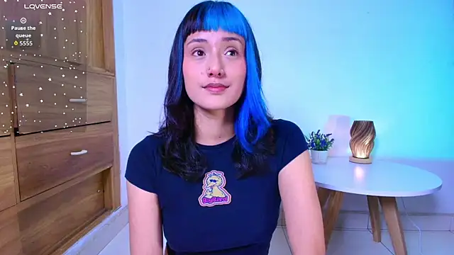 tati cardenas online show from March 6, 2026, 4:42 am