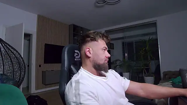 UbbeViking online show from February 15, 2025, 7:06 pm