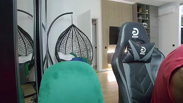 UbbeViking online show from February 24, 2025, 10:47 pm