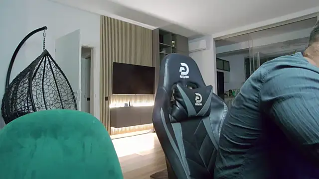 UbbeViking online show from September 14, 2025, 7:13 pm