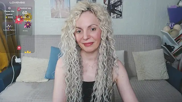 kiramarta online show from November 25, 2025, 5:57 pm