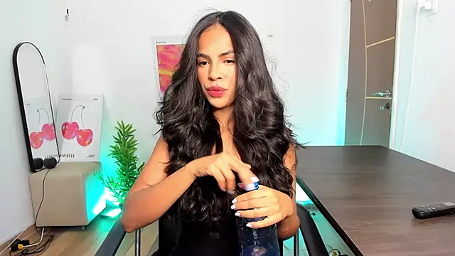 camille-rose online show from September 15, 2025, 8:31 pm