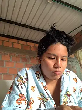 Snapshot of moncerrat_luna chatting on December 6, 2024, 5:22 pm moncerrat luna online show from December 6, 2024, 5:22 pm