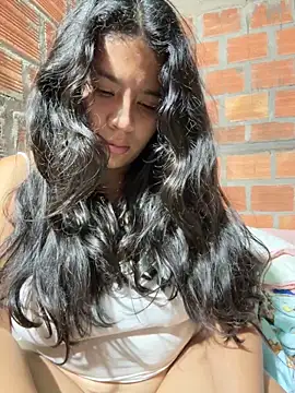 Snapshot of moncerrat_luna chatting on February 11, 2025, 6:11 pm moncerrat luna online show from February 11, 2025, 6:11 pm