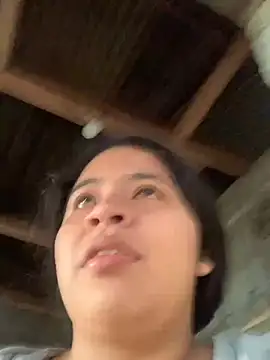 Snapshot of moncerrat_luna chatting on March 21, 2025, 11:33 am moncerrat luna online show from March 21, 2025, 11:33 am