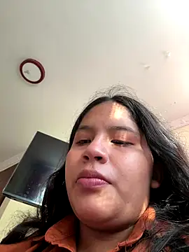 Snapshot of moncerrat_luna chatting on October 14, 2025, 10:21 pm moncerrat luna online show from October 14, 2025, 10:21 pm