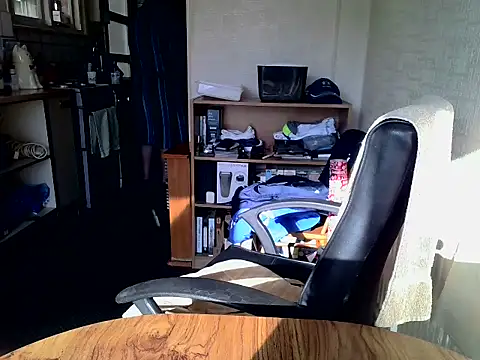 daddyflash online show from March 20, 2025, 8:42 am