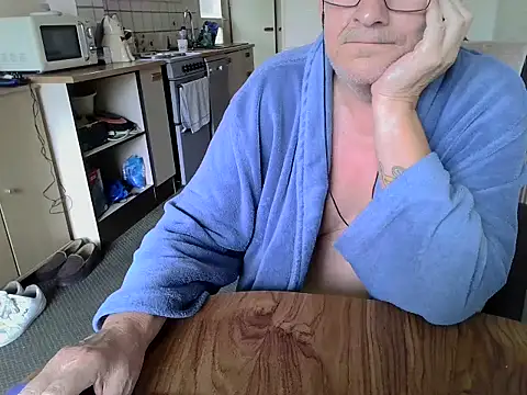 daddyflash online show from September 18, 2025, 9:00 am