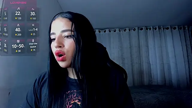 aliice walker  online show from June 5, 2026, 10:59 pm