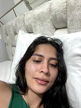 Sophie  Foxxx online show from October 10, 2025, 5:06 am