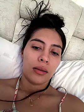 Sophie  Foxxx online show from October 20, 2025, 4:07 pm