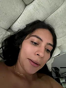 Sophie  Foxxx online show from November 22, 2025, 1:54 pm