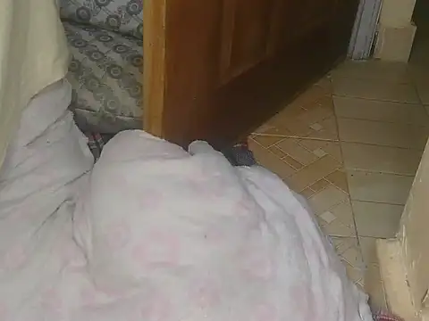 Pretty hazel online show from December 4, 2025, 10:57 am