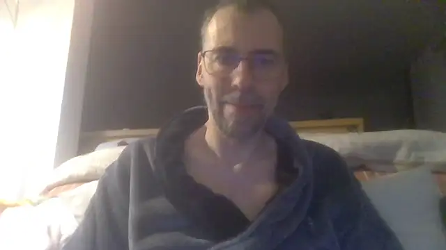 ptitcanard60600 online show from December 21, 2025, 11:45 pm