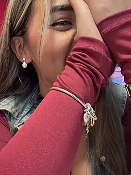 Tiana saenz online show from September 14, 2025, 10:31 pm