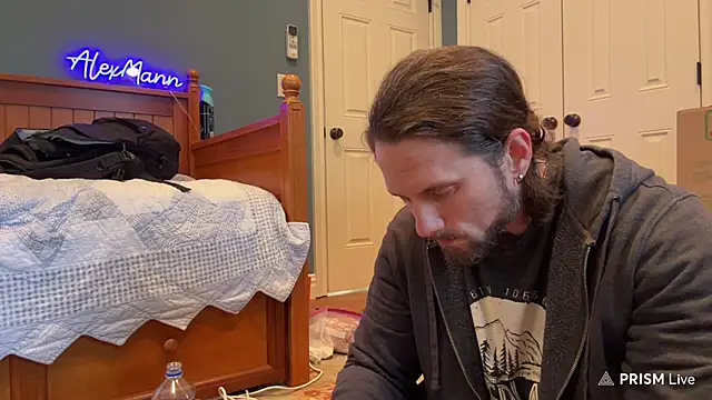 Snapshot of alexmannd chatting on December 2, 2024, 2:41 pm alexmannd online show from December 2, 2024, 2:41 pm