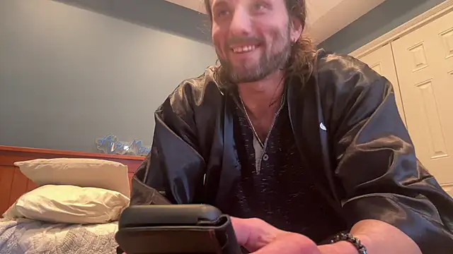 Snapshot of alexmannd chatting on December 24, 2024, 2:01 pm alexmannd online show from December 24, 2024, 2:01 pm