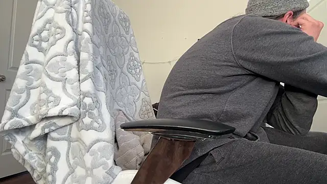 Snapshot of alexmannd chatting on January 16, 2025, 2:41 pm alexmannd online show from January 16, 2025, 2:41 pm