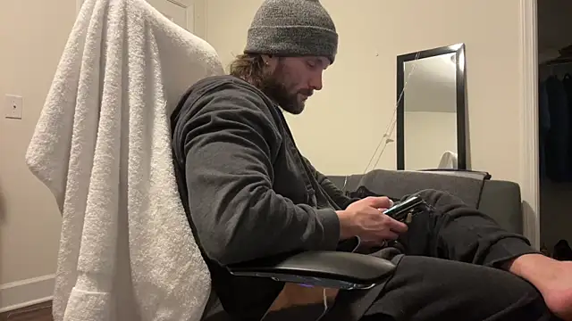 Snapshot of alexmannd chatting on January 21, 2025, 12:25 am alexmannd online show from January 21, 2025, 12:25 am