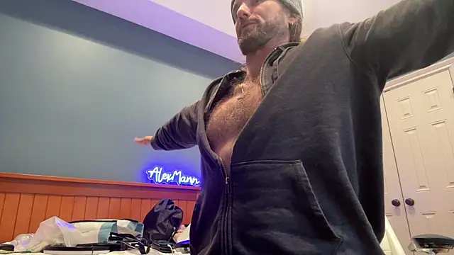 Snapshot of alexmannd chatting on January 31, 2025, 2:49 pm alexmannd online show from January 31, 2025, 2:49 pm