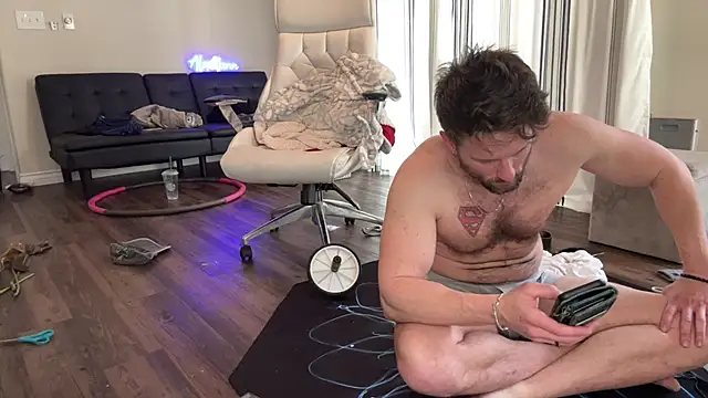 Snapshot of alexmannd chatting on March 21, 2025, 8:08 pm alexmannd online show from March 21, 2025, 8:08 pm