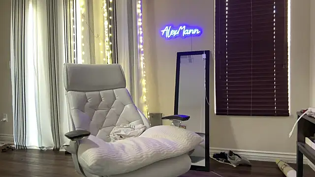 Snapshot of alexmannd chatting on October 2, 2025, 4:14 pm alexmannd online show from October 2, 2025, 4:14 pm