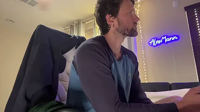 Snapshot of alexmannd chatting on October 30, 2025, 5:24 pm alexmannd online show from October 30, 2025, 5:24 pm