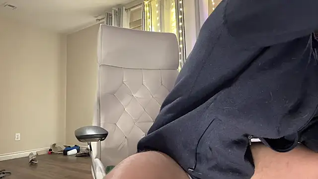 Snapshot of alexmannd chatting on October 31, 2025, 4:52 pm alexmannd online show from October 31, 2025, 4:52 pm