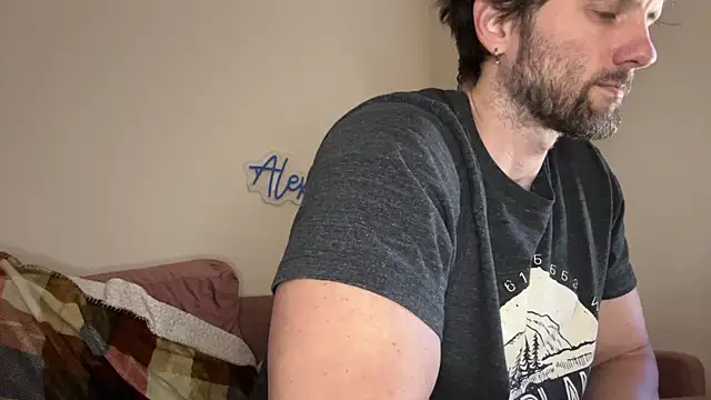 Snapshot of alexmannd chatting on November 9, 2025, 4:27 pm alexmannd online show from November 9, 2025, 4:27 pm