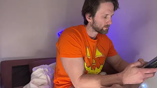 Snapshot of alexmannd chatting on November 20, 2025, 6:40 pm alexmannd online show from November 20, 2025, 6:40 pm