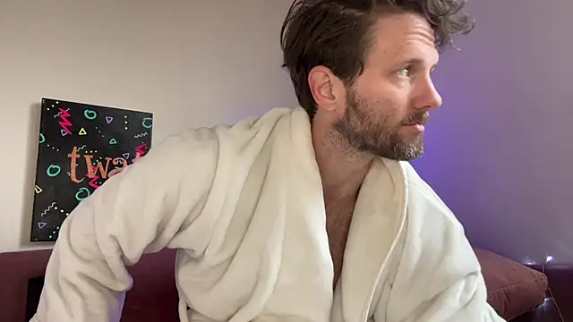 Snapshot of alexmannd chatting on December 22, 2025, 4:59 pm alexmannd online show from December 22, 2025, 4:59 pm