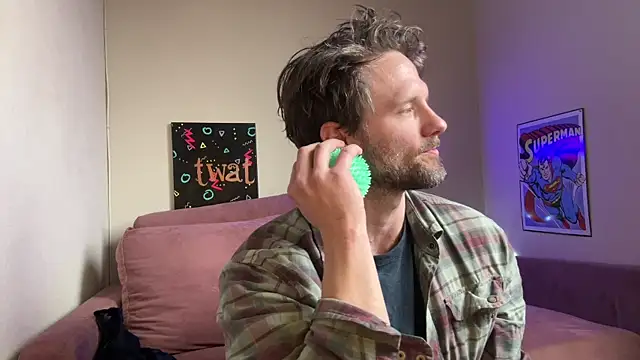 Snapshot of alexmannd chatting on January 6, 2026, 5:49 pm alexmannd online show from January 6, 2026, 5:49 pm