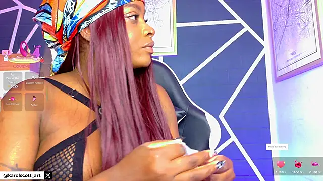 KAROL-SCOTT online show from November 6, 2025, 8:32 pm