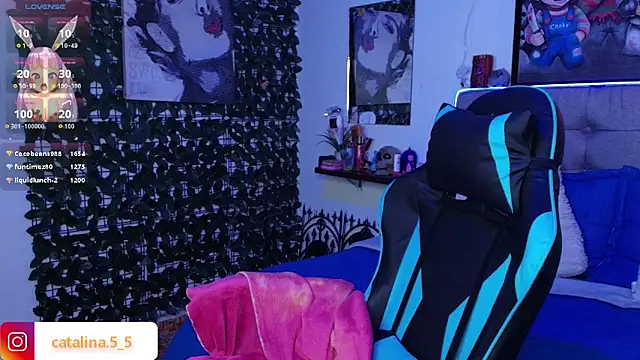 Kata Bigboobs online show from April 15, 2026, 7:58 pm