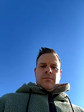 Danii0790 online show from October 18, 2025, 8:48 am