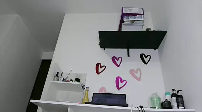 Snapshot of ari_sexy1 chatting on December 29, 2024, 1:45 am ari sexy1 online show from December 29, 2024, 1:45 am