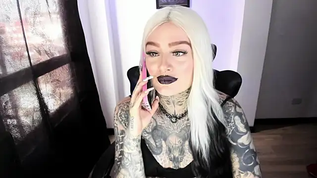 Anaii Gomez online show from December 19, 2025, 8:16 pm