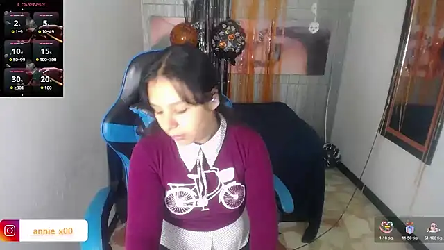 Charis 21 online show from November 6, 2025, 3:07 am