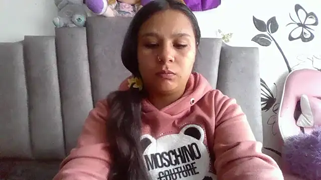 Charis 21 online show from April 14, 2026, 6:47 pm