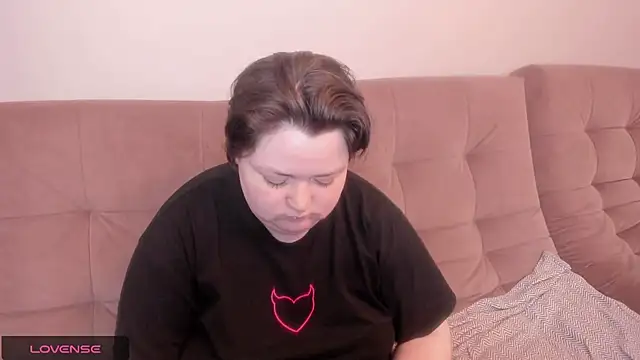 Snapshot of ihaveasecret_ chatting on February 2, 2025, 8:19 pm ihaveasecret  online show from February 2, 2025, 8:19 pm