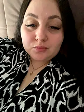 Snapshot of ihaveasecret_ chatting on October 5, 2025, 7:39 am ihaveasecret  online show from October 5, 2025, 7:39 am