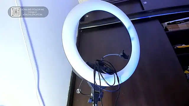 Apotheosis01 online show from April 15, 2026, 11:28 am