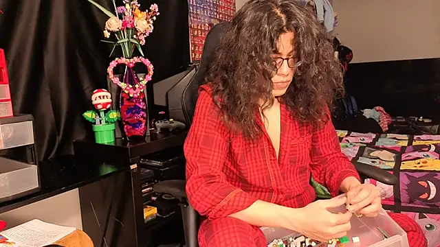 ShinyCherub online show from February 21, 2025, 8:40 am