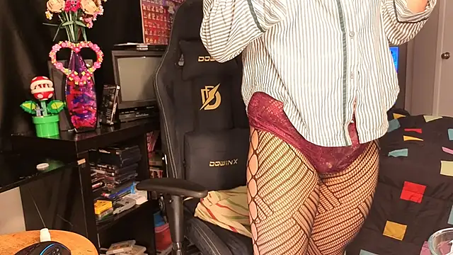 ShinyCherub online show from February 26, 2025, 10:26 am