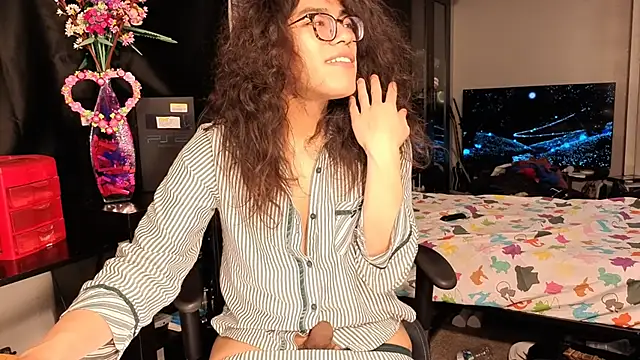 ShinyCherub online show from March 15, 2025, 2:35 am