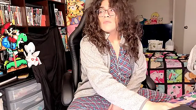 ShinyCherub online show from March 10, 2026, 2:27 am