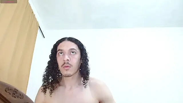 thefockers69 online show from November 2, 2025, 4:48 am