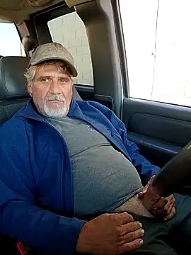 Snapshot of TTolbert chatting on December 6, 2024, 3:44 pm TTolbert online show from December 6, 2024, 3:44 pm